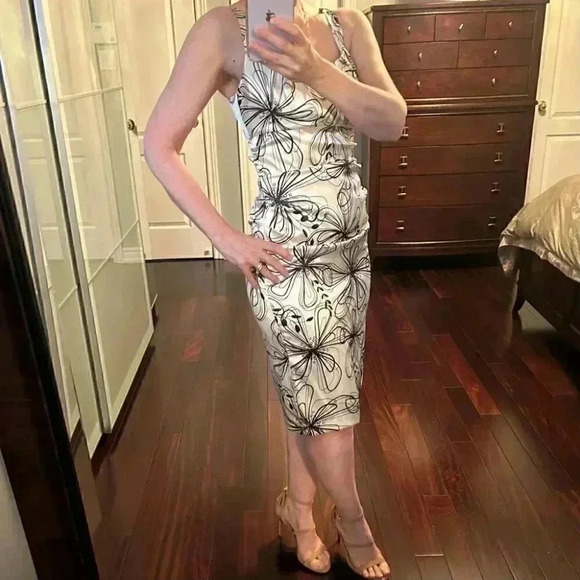 London Times Sheath Dress Sleeveless Ruched Bodycon Ivory & Black Size 4 - Picture 16 of 16